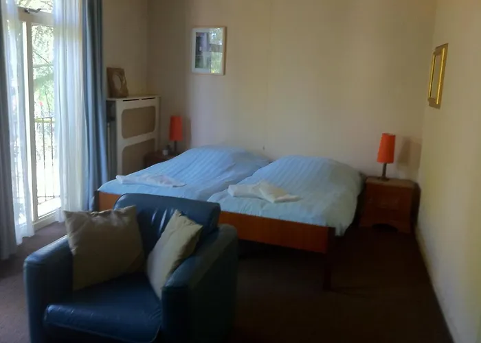 Hotel In De Groene Jager 2*